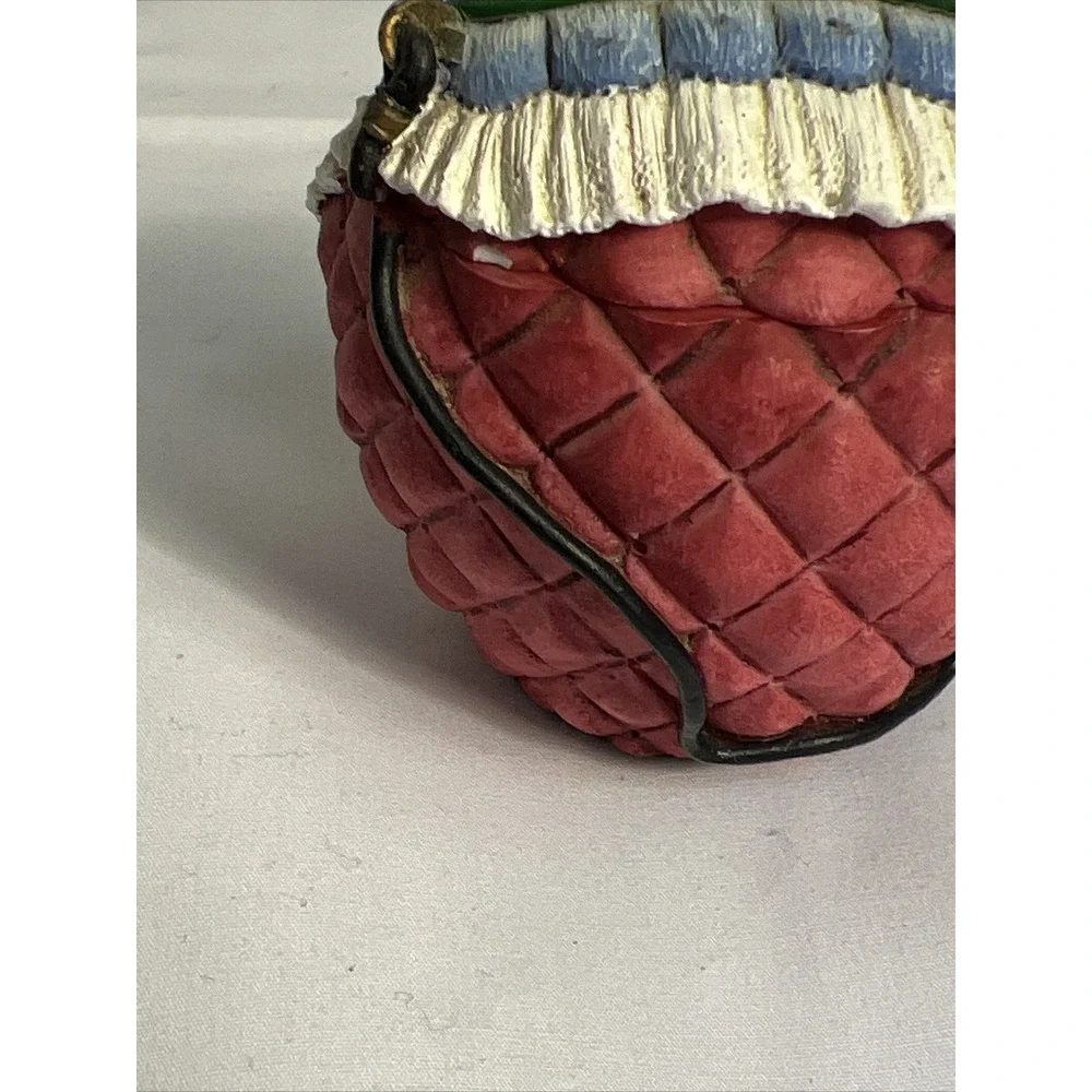 1997 Willow Hall Ceramic Jewelry Trinket Box Samantha